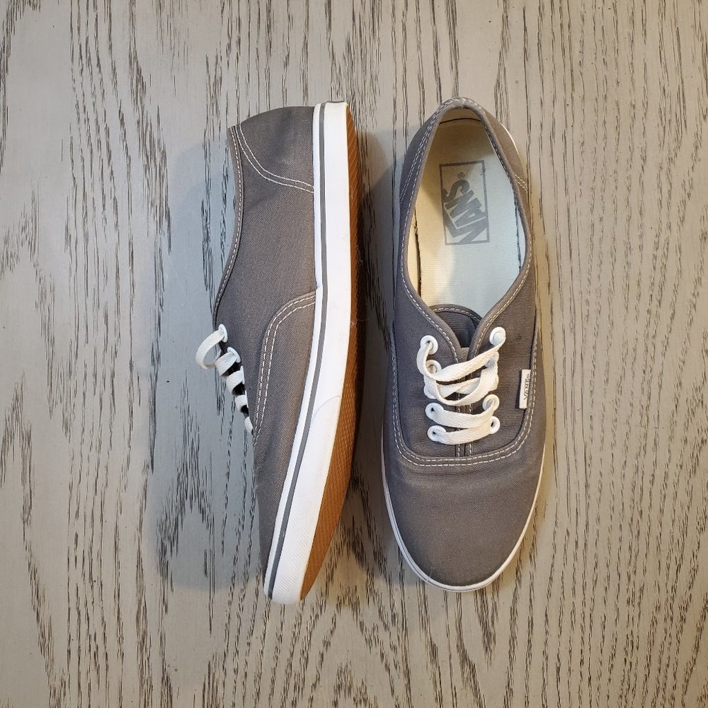 Vans Off The Wall Lo Tops Gray Thin Sole Size 8